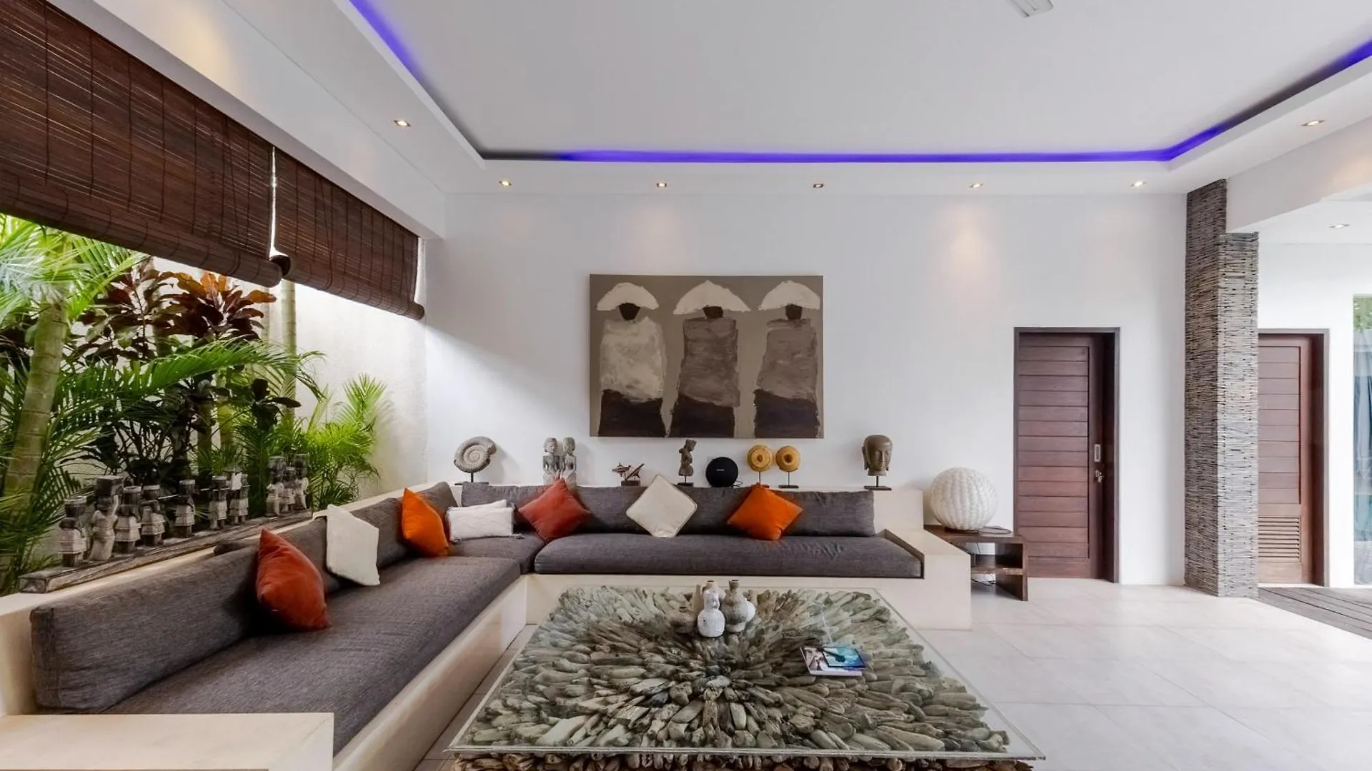 Villa Naema - 4Br Private Villa In Seminyak Σεμινιάκ