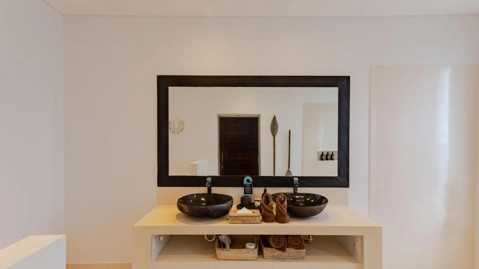 Villa Naema - 4Br Private Villa In Seminyak אינדונזיה